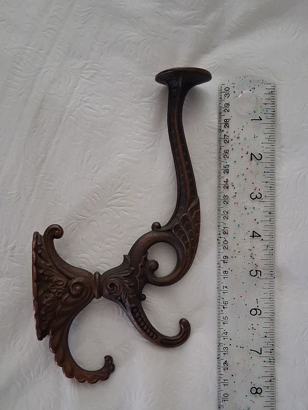 Victorian Style 3-Prong Hook